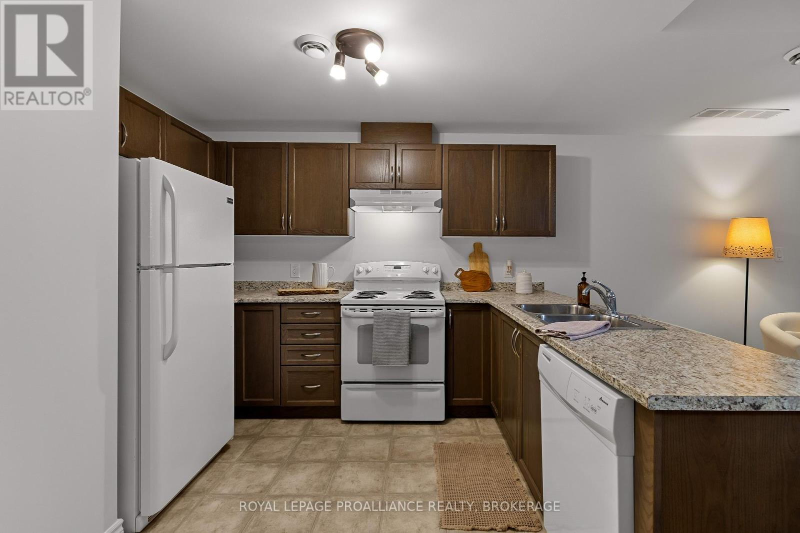 831 Augusta Drive, Kingston, Ontario  K7P 0E3 - Photo 33 - X12669642