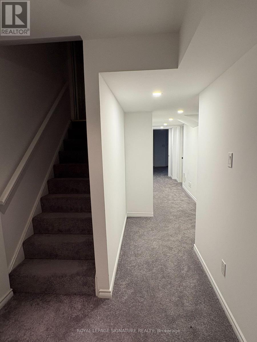 43 Parktree Drive, Vaughan, Ontario  L6A 2K9 - Photo 2 - N12669722