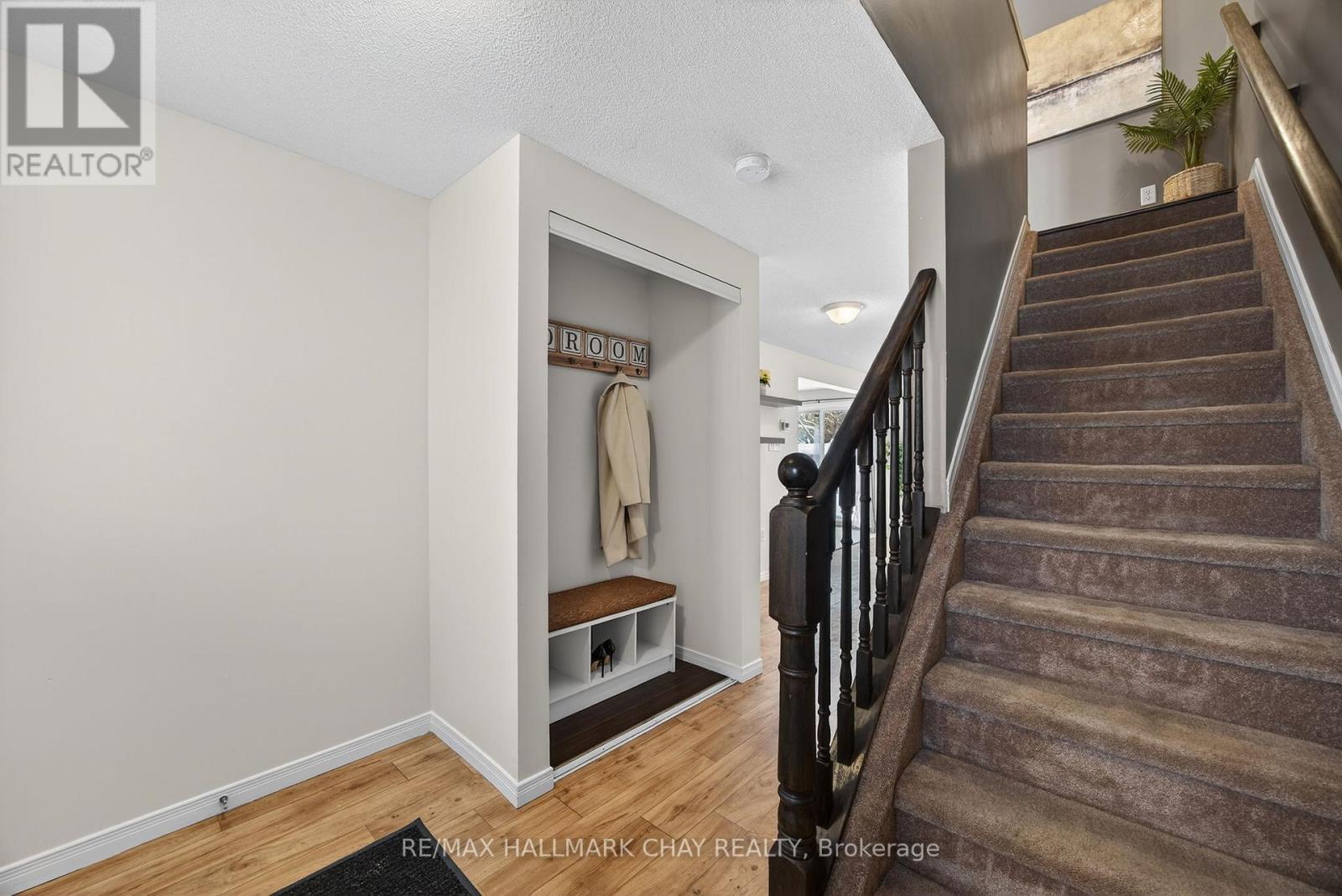 36 Goodwin Drive, Barrie (Painswick South), Ontario  L4N 5Z7 - Photo 16 - S12669758