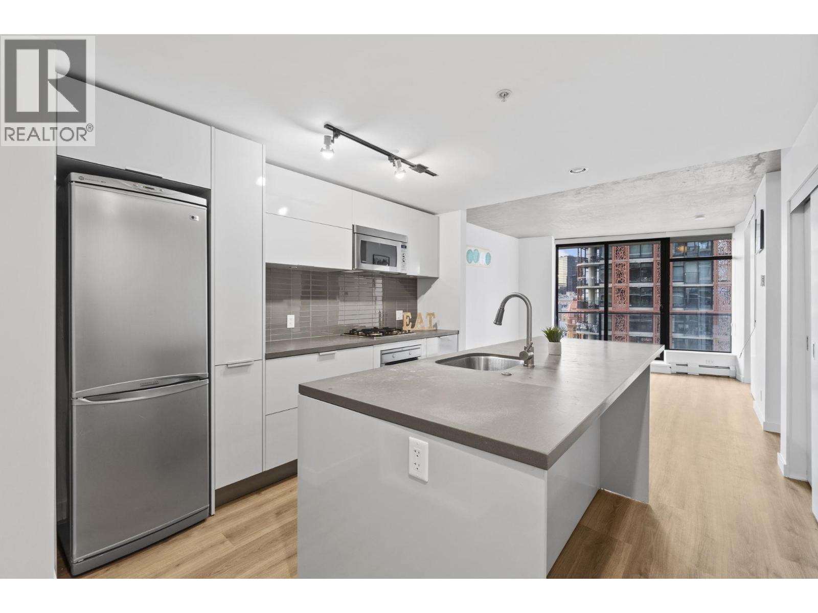 1707 108 W Cordova Street, Vancouver, British Columbia  V6B 0G5 - Photo 2 - R3076395