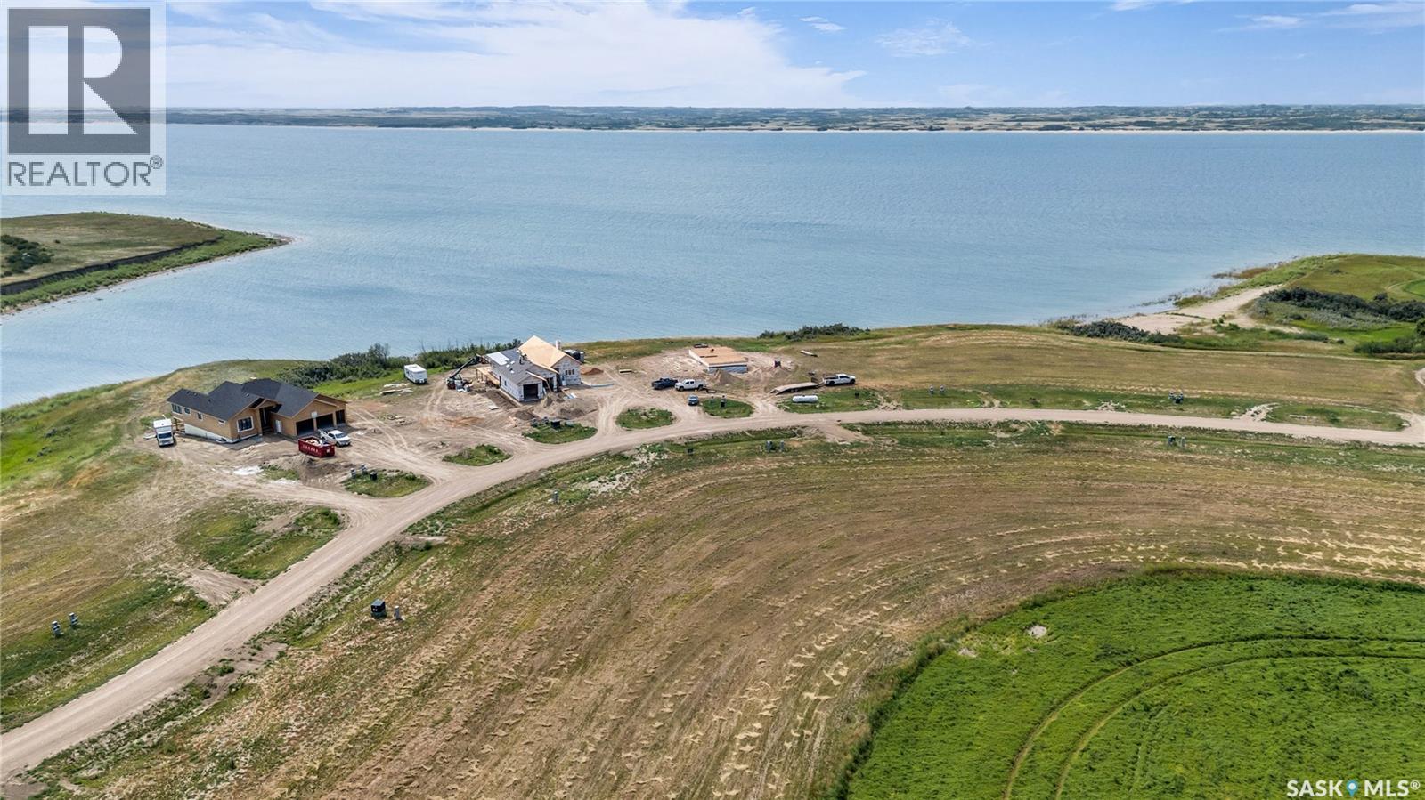 213 Lakeshore Lane, Loreburn Rm No. 254, Saskatchewan  S0H 1J0 - Photo 4 - SK026156