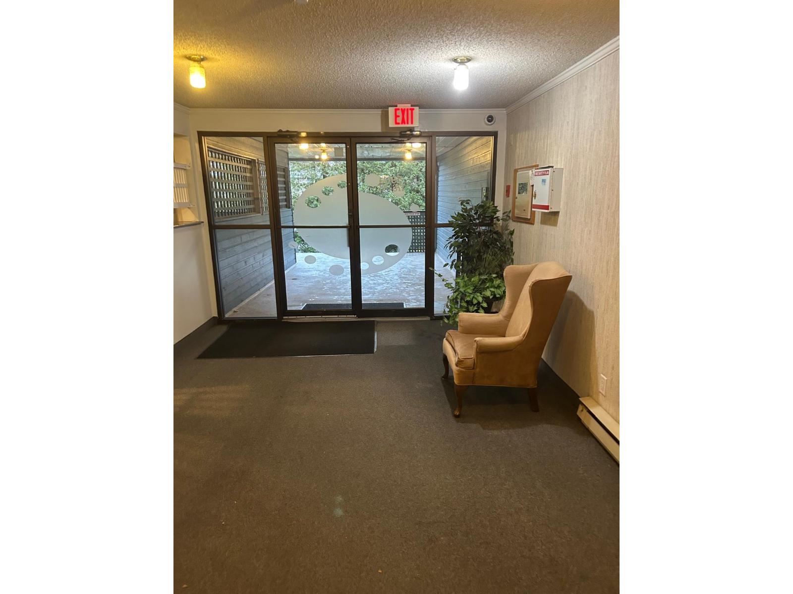 310 5906 176a Street, Surrey, British Columbia  V3S 4H7 - Photo 2 - R3067124