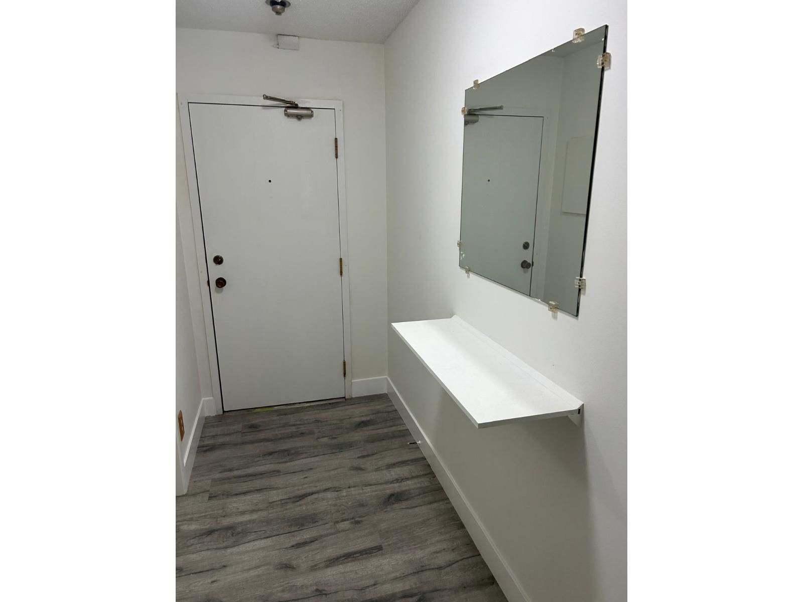 310 5906 176a Street, Surrey, British Columbia  V3S 4H7 - Photo 3 - R3067124