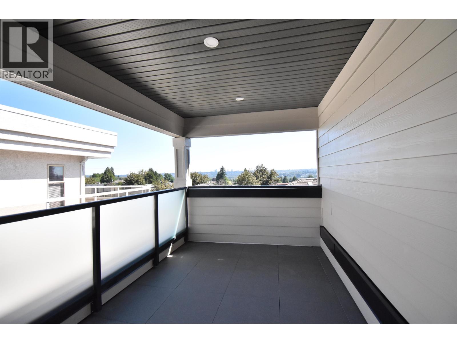 6252 Kitchener Street, Burnaby, British Columbia  V5B 2J4 - Photo 14 - R3061153