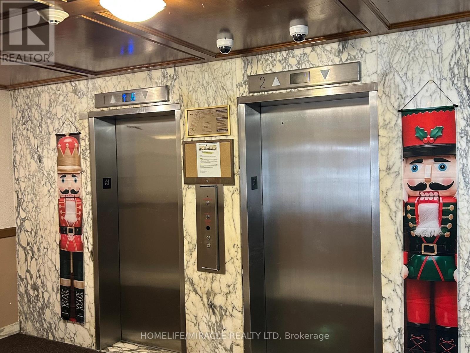 910 - 3577 Derry Road E, Mississauga, Ontario  L4T 1B3 - Photo 4 - W12653502