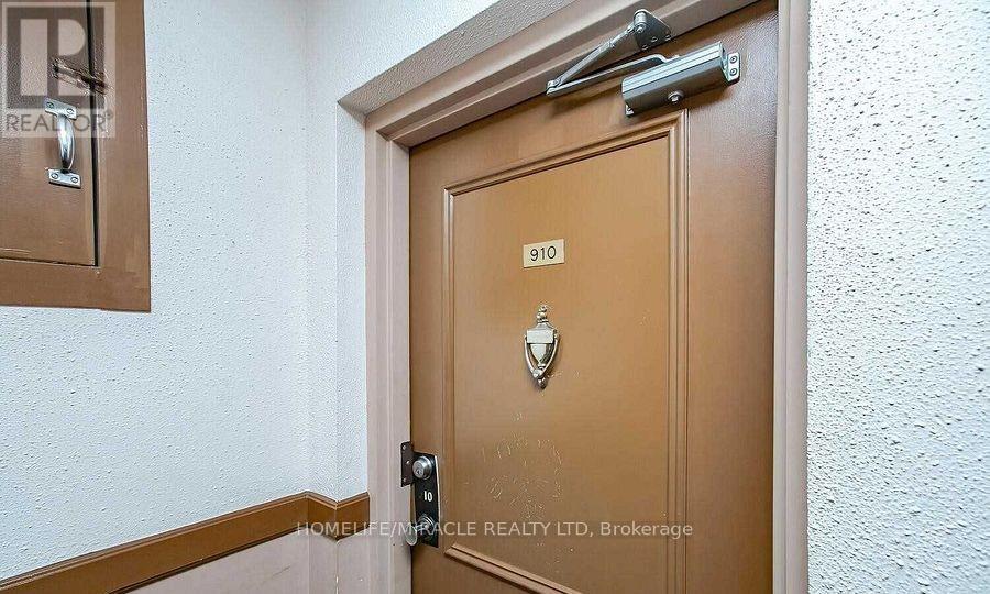 910 - 3577 Derry Road E, Mississauga, Ontario  L4T 1B3 - Photo 6 - W12653502