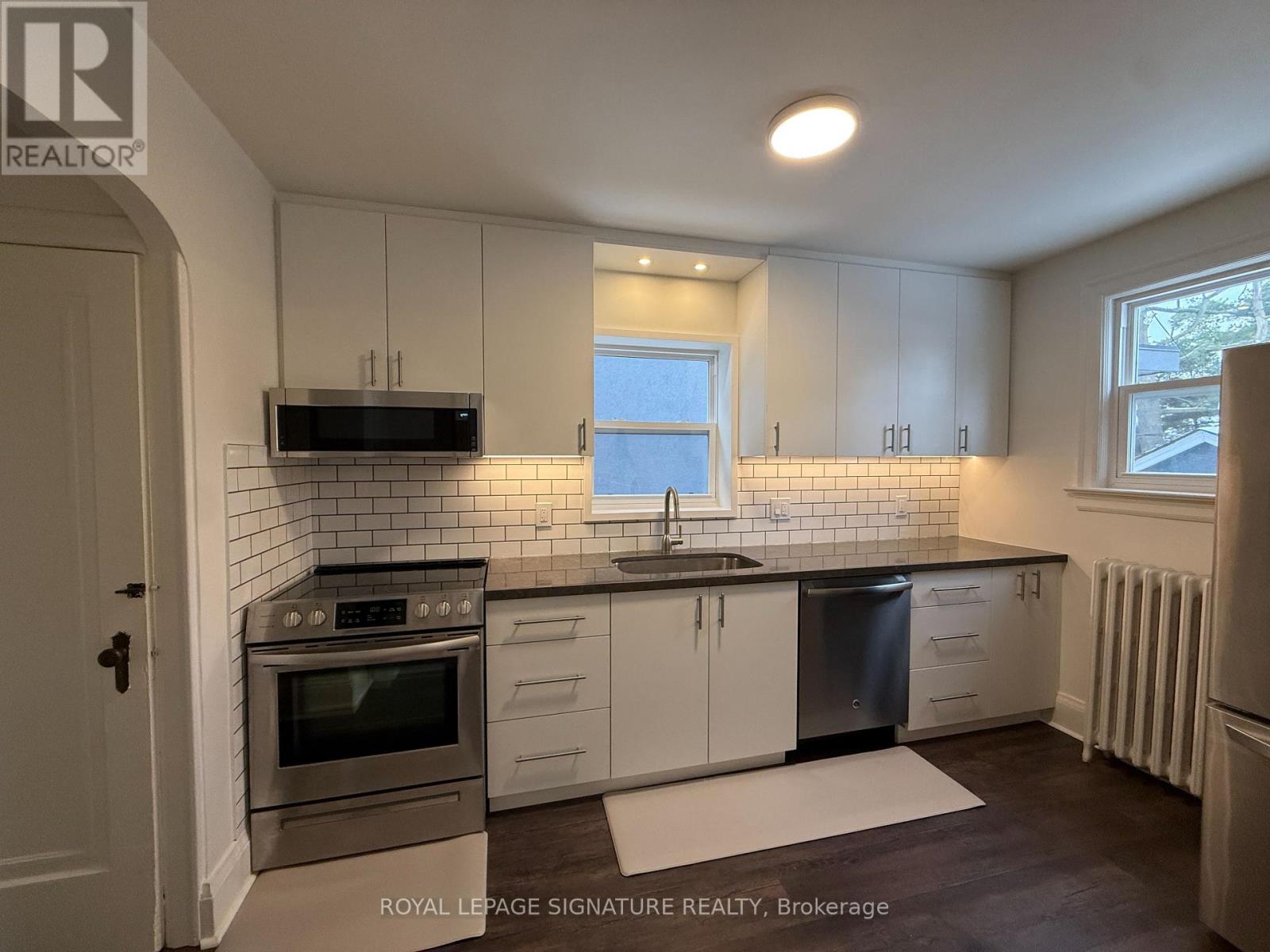 26 Tenth Street, Toronto, Ontario  M8V 3E8 - Photo 14 - W12669742