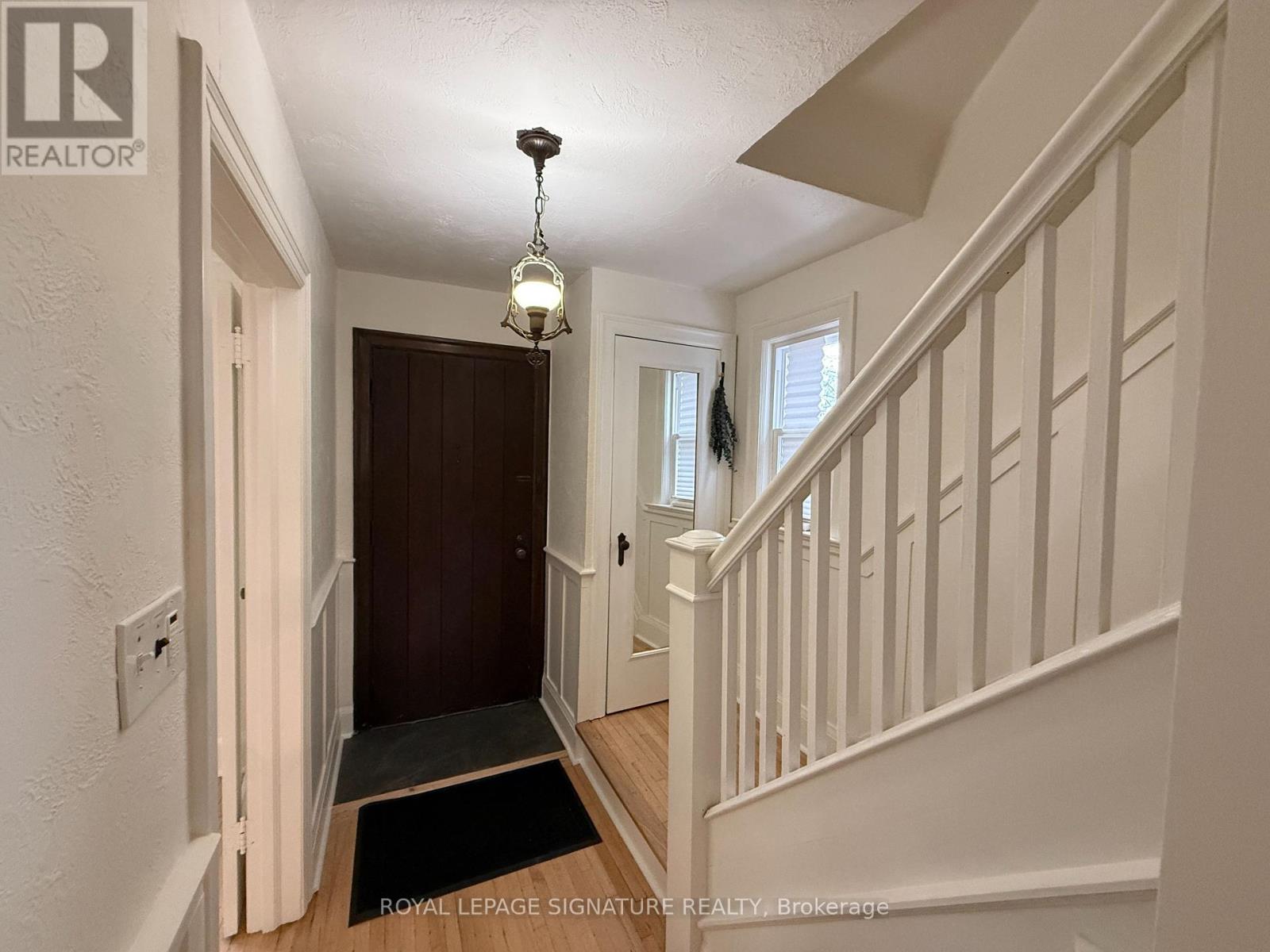 26 Tenth Street, Toronto, Ontario  M8V 3E8 - Photo 3 - W12669742