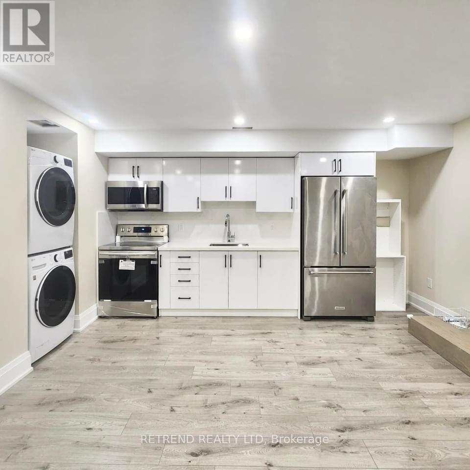 24 Howbert Drive, Toronto, Ontario  M9N 3L2 - Photo 3 - W12669752