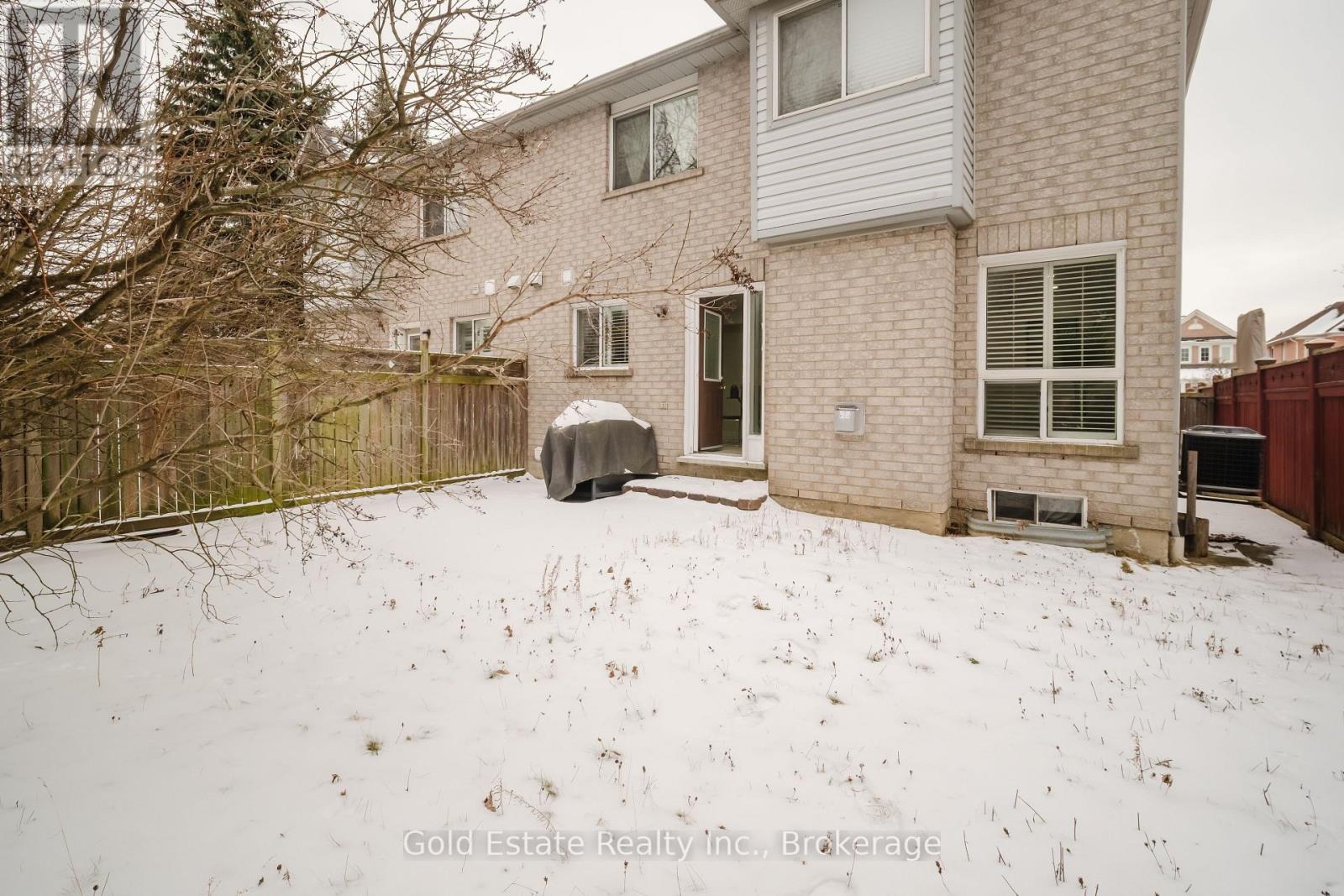 1627 Samuelson Circle, Mississauga, Ontario  L5N 7Z8 - Photo 47 - W12669756