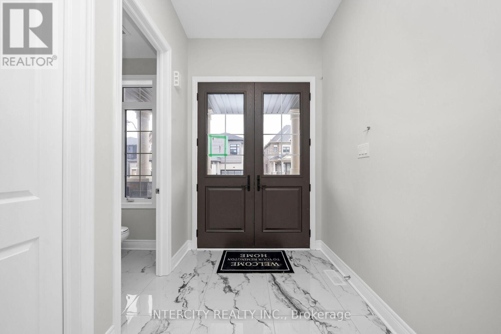 20 Kessler Drive, Brampton, Ontario  L6R 4G2 - Photo 2 - W12669772