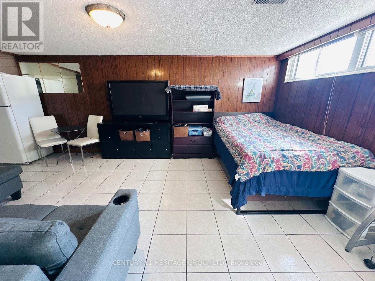 Basement - 29 Peterdale Road, Toronto, Ontario  M3L 1T8 - Photo 6 - W12669788