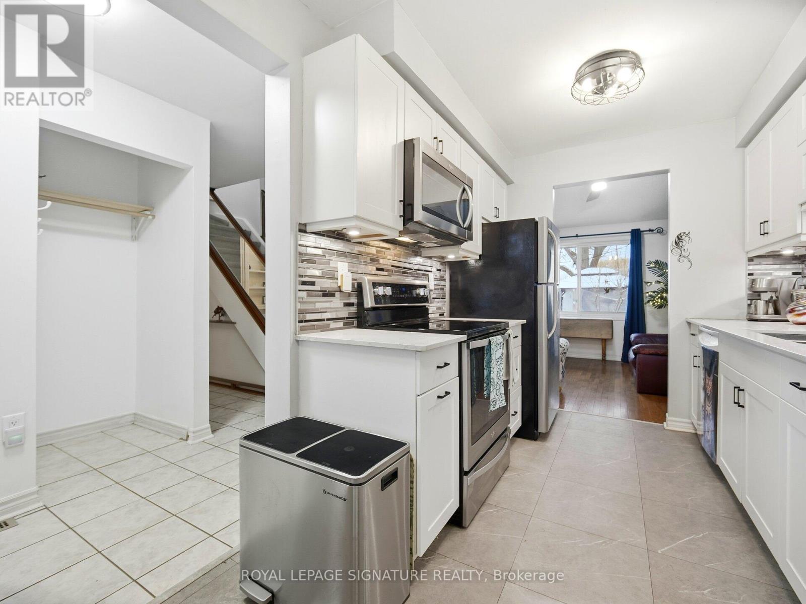 88 Harridine Road, Brampton, Ontario  L6X 2X2 - Photo 2 - W12669646