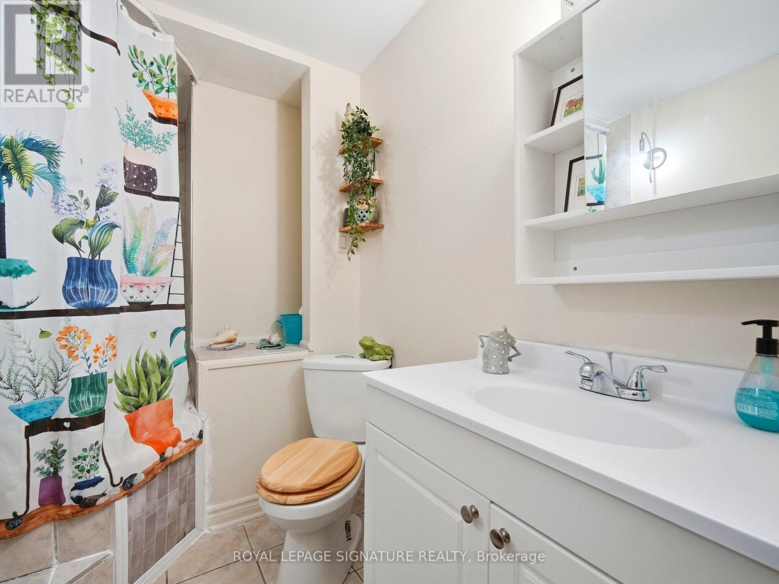 88 Harridine Road, Brampton, Ontario  L6X 2X2 - Photo 15 - W12669646