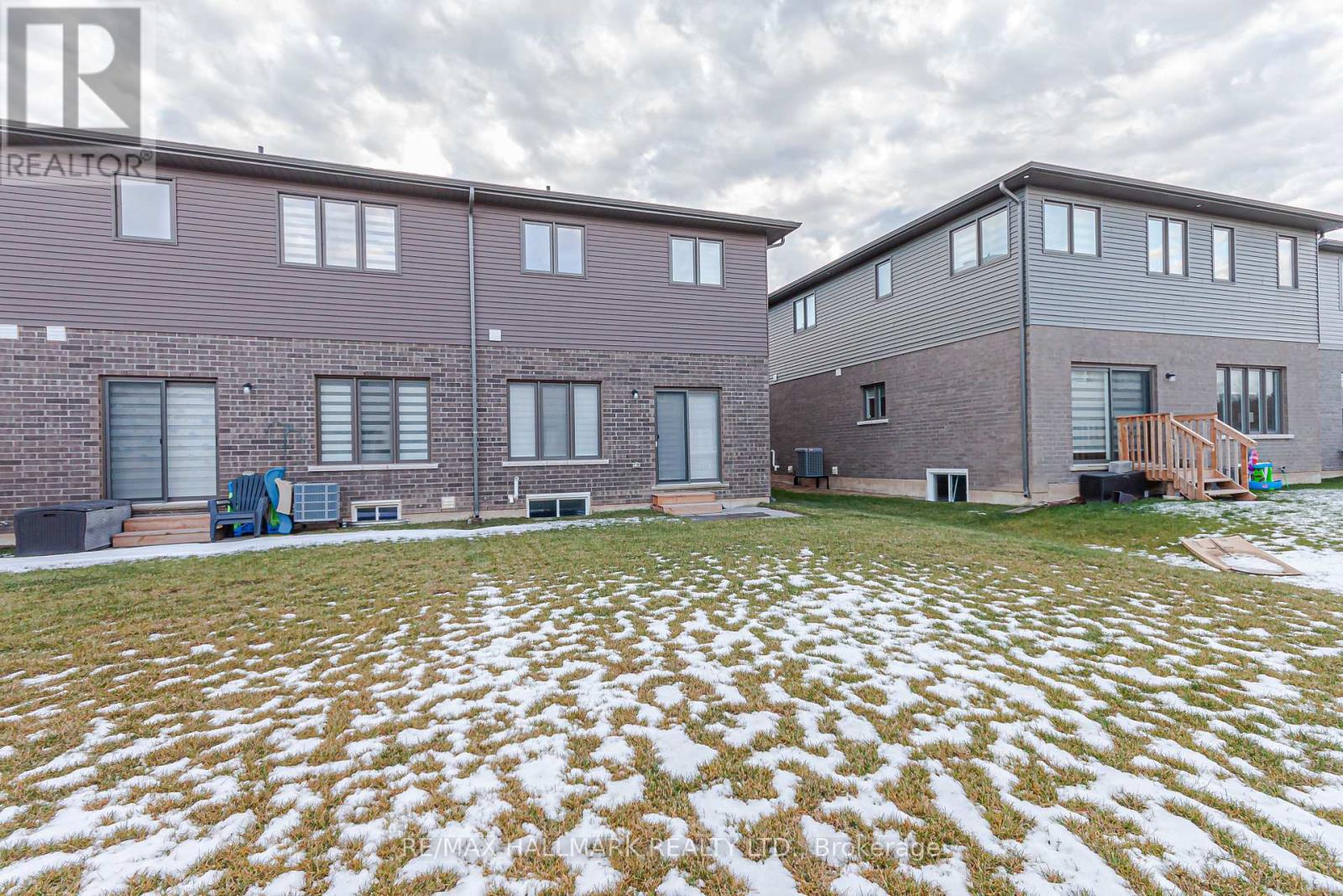 89 Acacia Road, Pelham, Ontario  L0S 1E1 - Photo 37 - X12669326