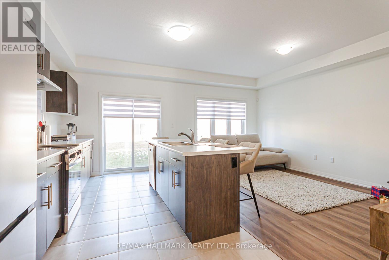 89 Acacia Road, Pelham, Ontario  L0S 1E1 - Photo 4 - X12669326