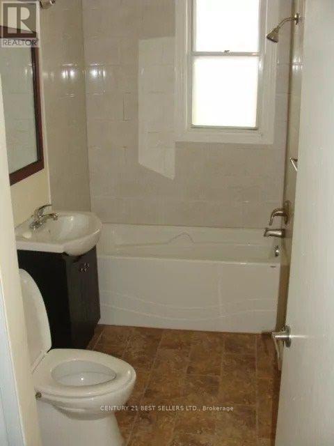 64 Glenview Drive, Hamilton, Ontario  L8G 2L6 - Photo 12 - X12669690