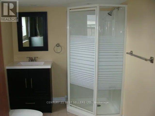 64 Glenview Drive, Hamilton, Ontario  L8G 2L6 - Photo 19 - X12669690