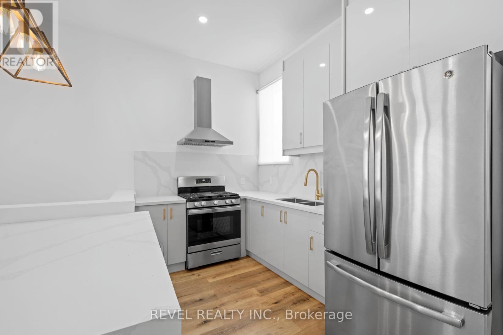 #a - 153 Bay Street N, Hamilton, Ontario  L8R 2P5 - Photo 5 - X12669814