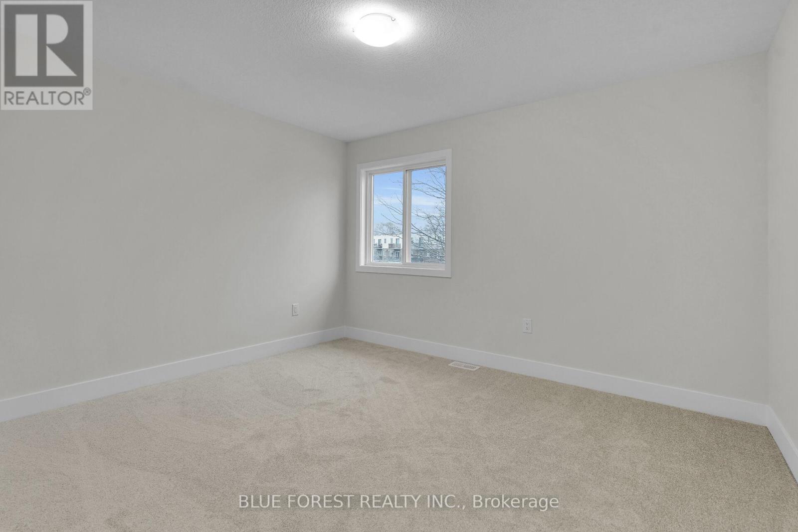 143 Marconi Court, London East (East A), Ontario  N5V 0C9 - Photo 16 - X12669920