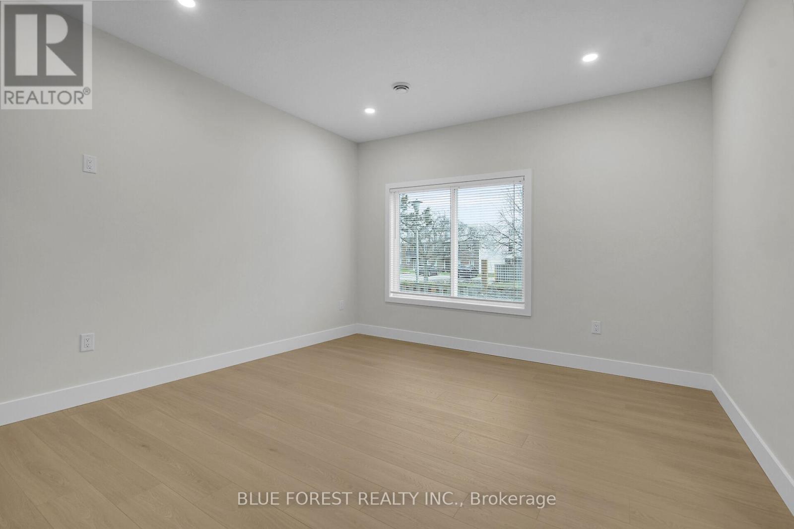 143 Marconi Court, London East (East A), Ontario  N5V 0C9 - Photo 32 - X12669920