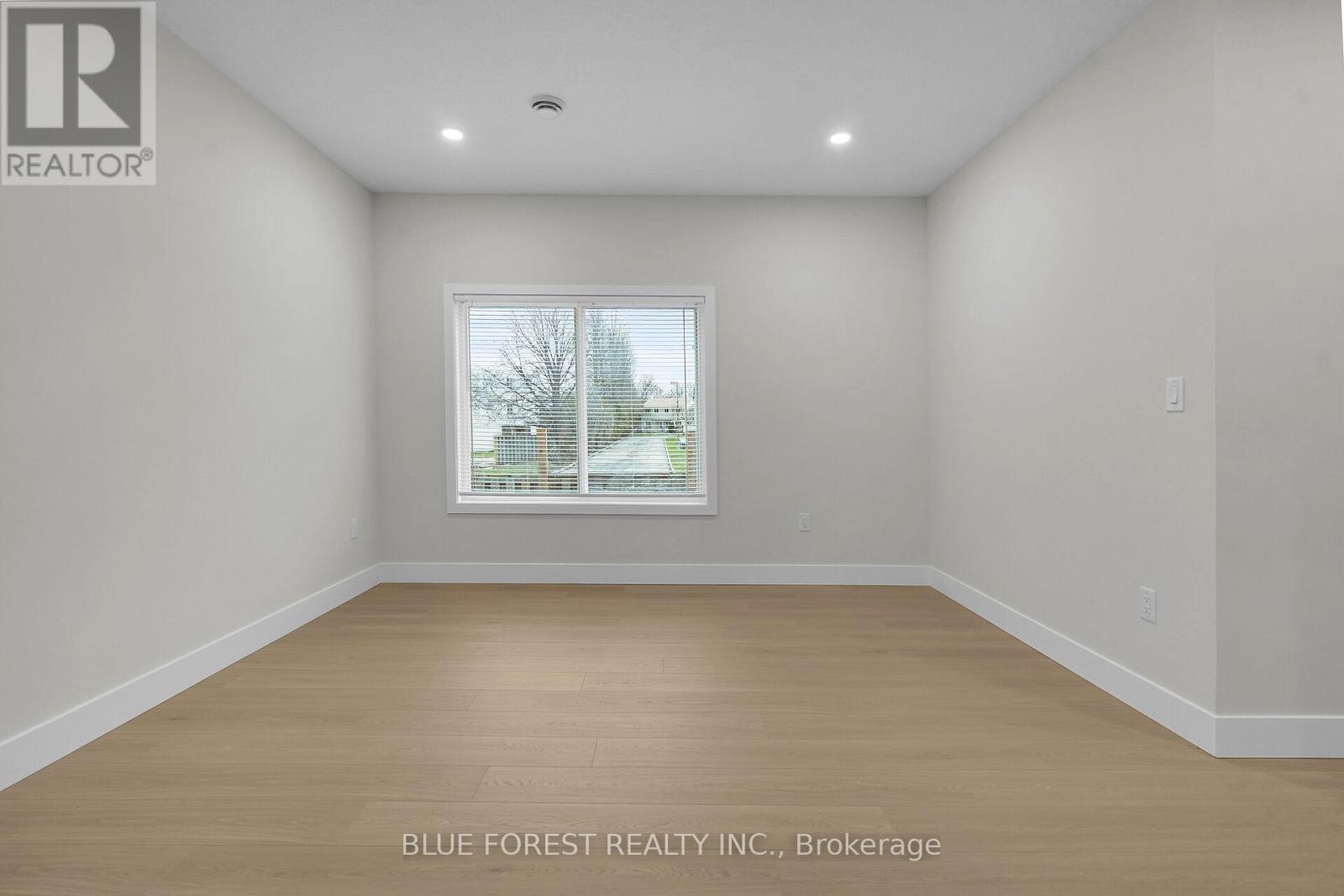 143 Marconi Court, London East (East A), Ontario  N5V 0C9 - Photo 33 - X12669920