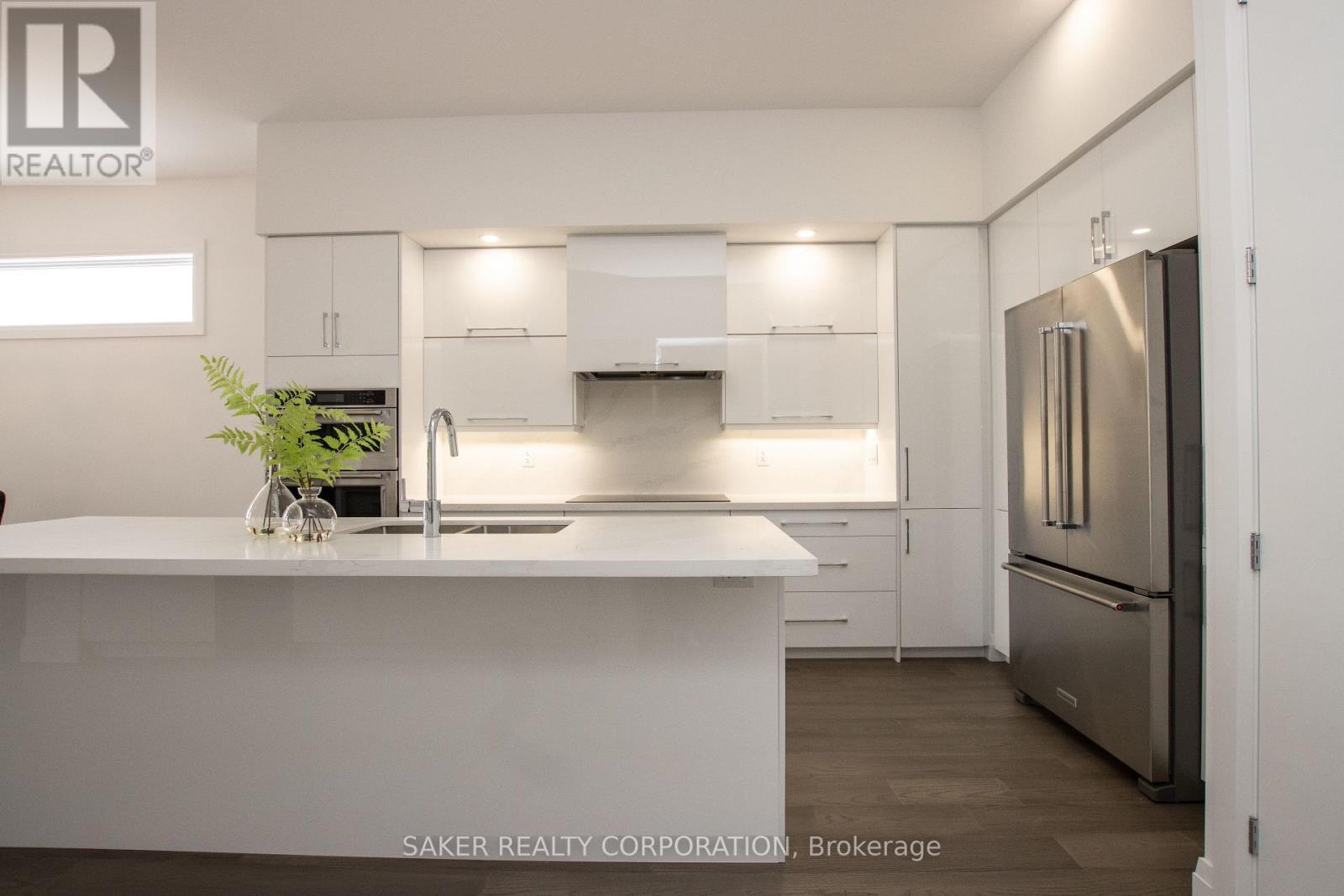 11 - 495 Oakridge Drive, London North, Ontario  N6H 0H2 - Photo 5 - X12669932