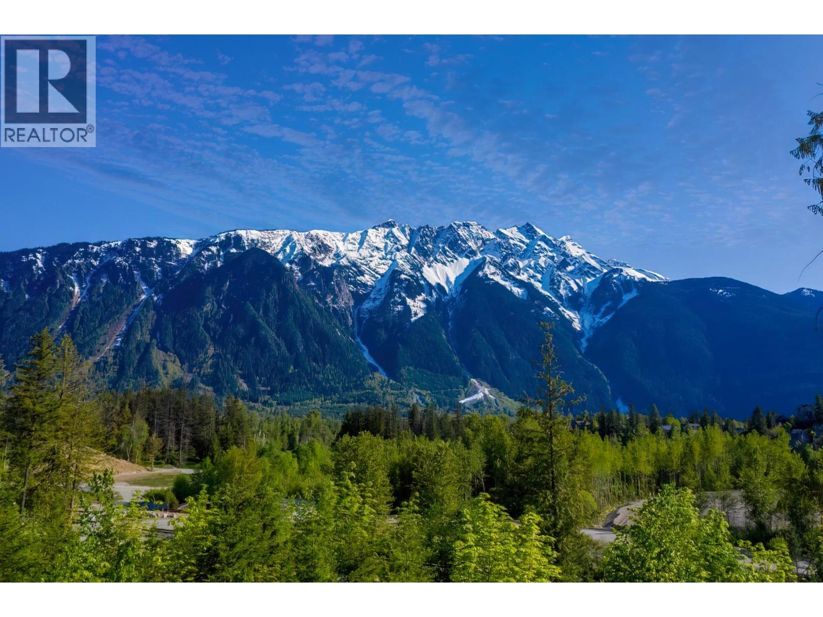 7634 Seven O'clock Drive, Pemberton, British Columbia  V0N 2L3 - Photo 2 - R3076614