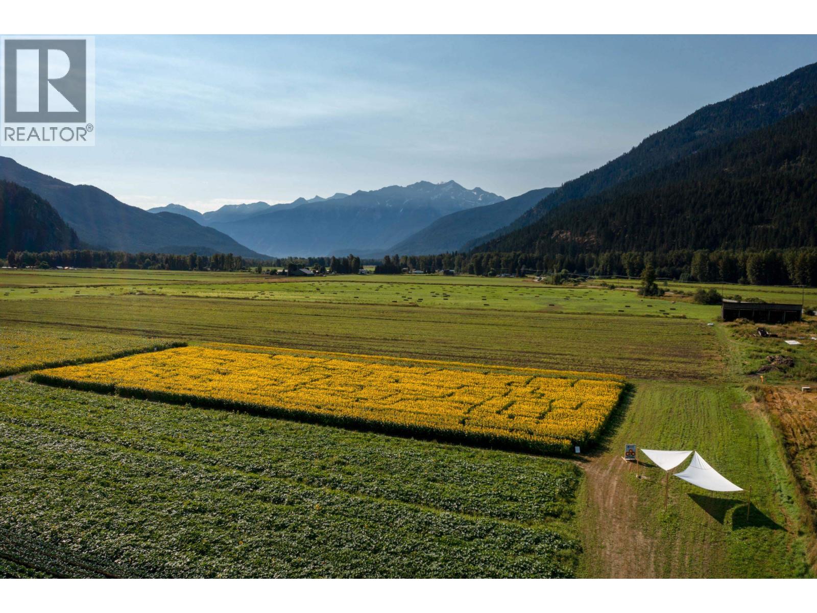 7634 Seven O'clock Drive, Pemberton, British Columbia  V0N 2L3 - Photo 29 - R3076614