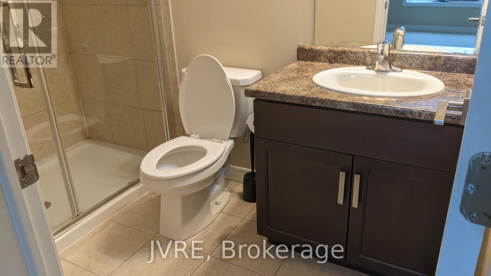 112 Westbank Trail, Hamilton, Ontario  L8J 0H3 - Photo 33 - X12552598