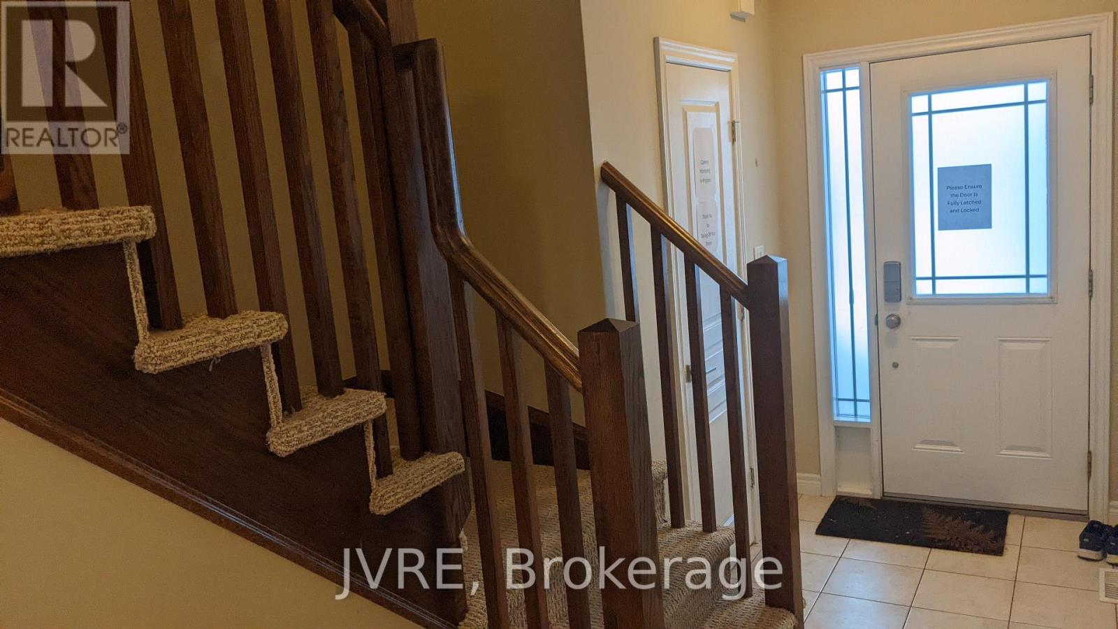 112 Westbank Trail, Hamilton, Ontario  L8J 0H3 - Photo 20 - X12552598