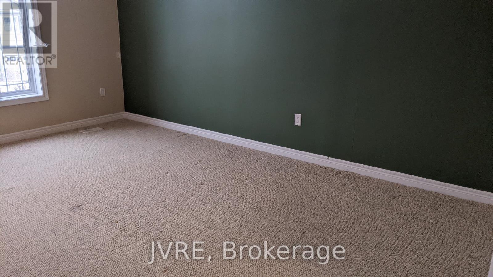 112 Westbank Trail, Hamilton, Ontario  L8J 0H3 - Photo 24 - X12552598