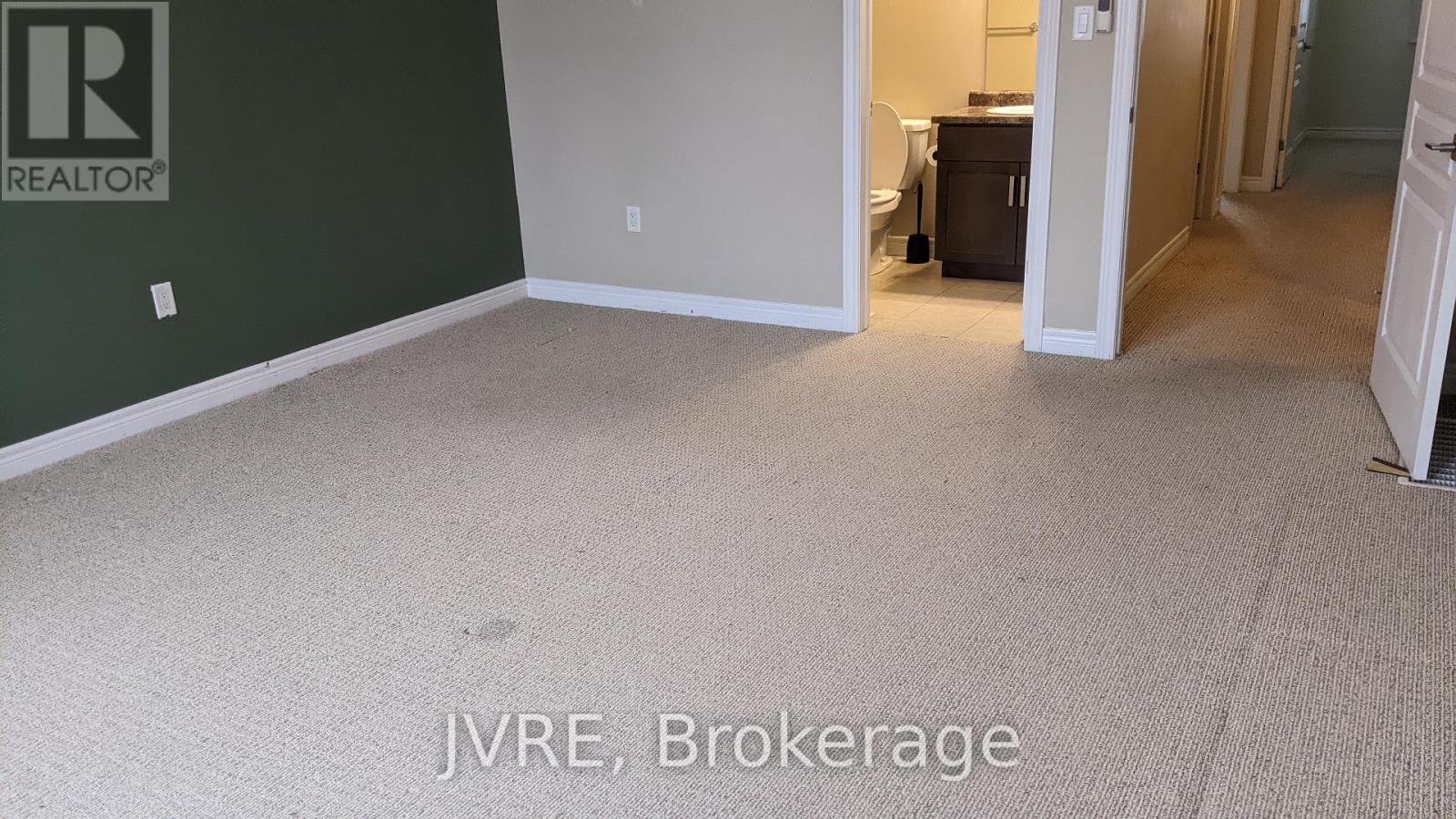 112 Westbank Trail, Hamilton, Ontario  L8J 0H3 - Photo 26 - X12552598