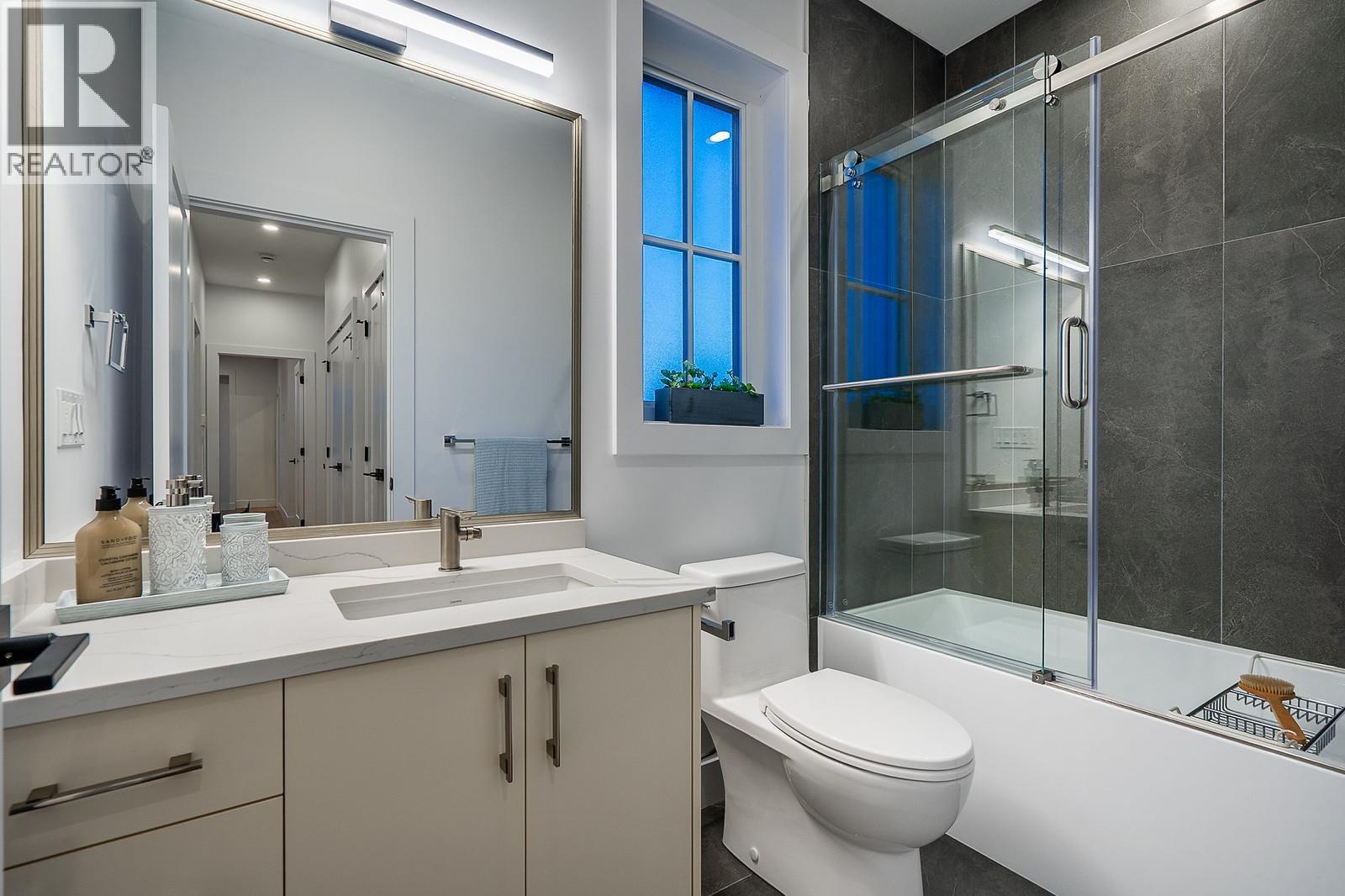 4557 Parker Street, Burnaby, British Columbia  V5C 3E1 - Photo 25 - R3076618