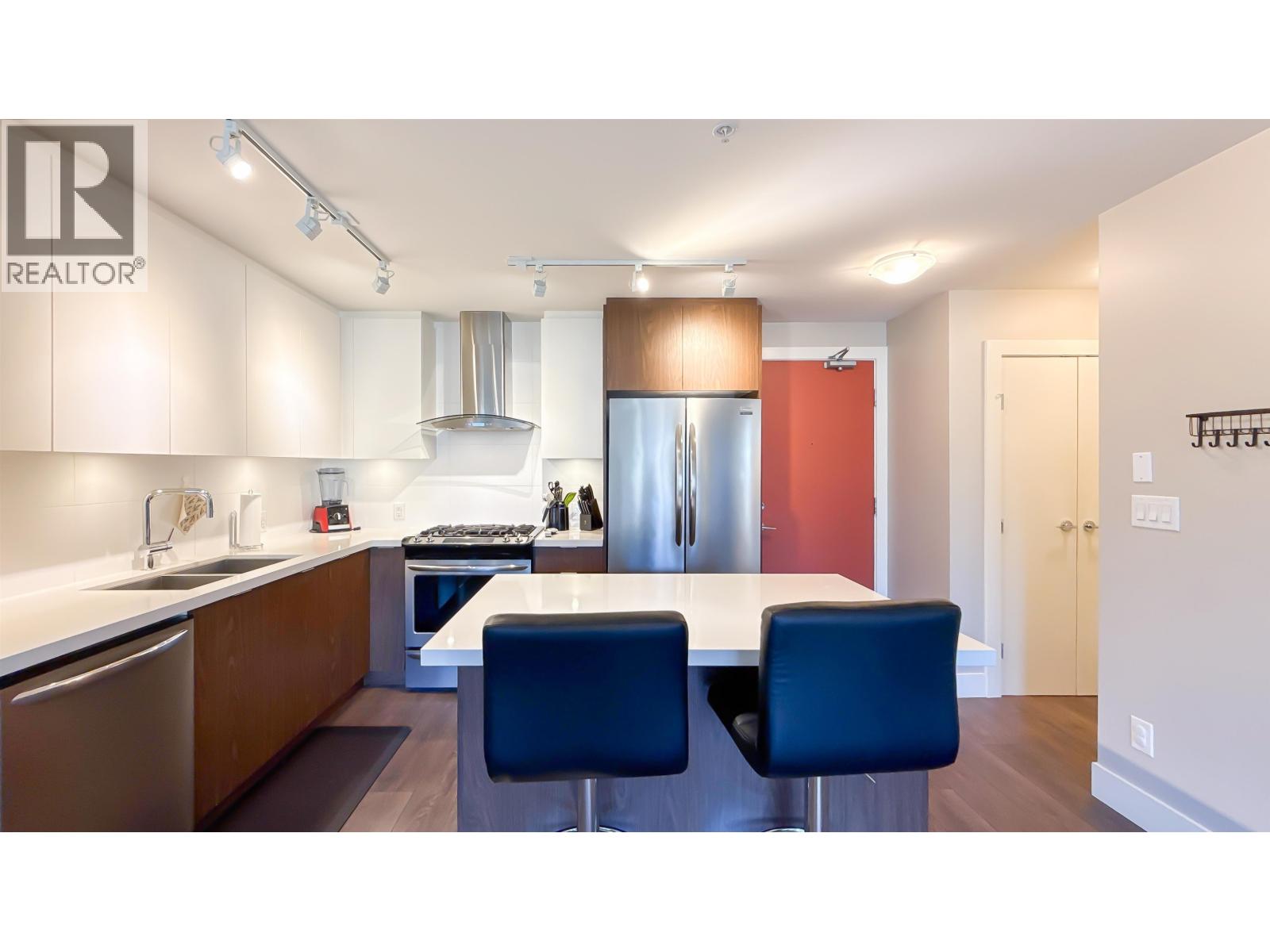 303 3602 Aldercrest Drive, North Vancouver, British Columbia  V7G 0A2 - Photo 12 - R3076655