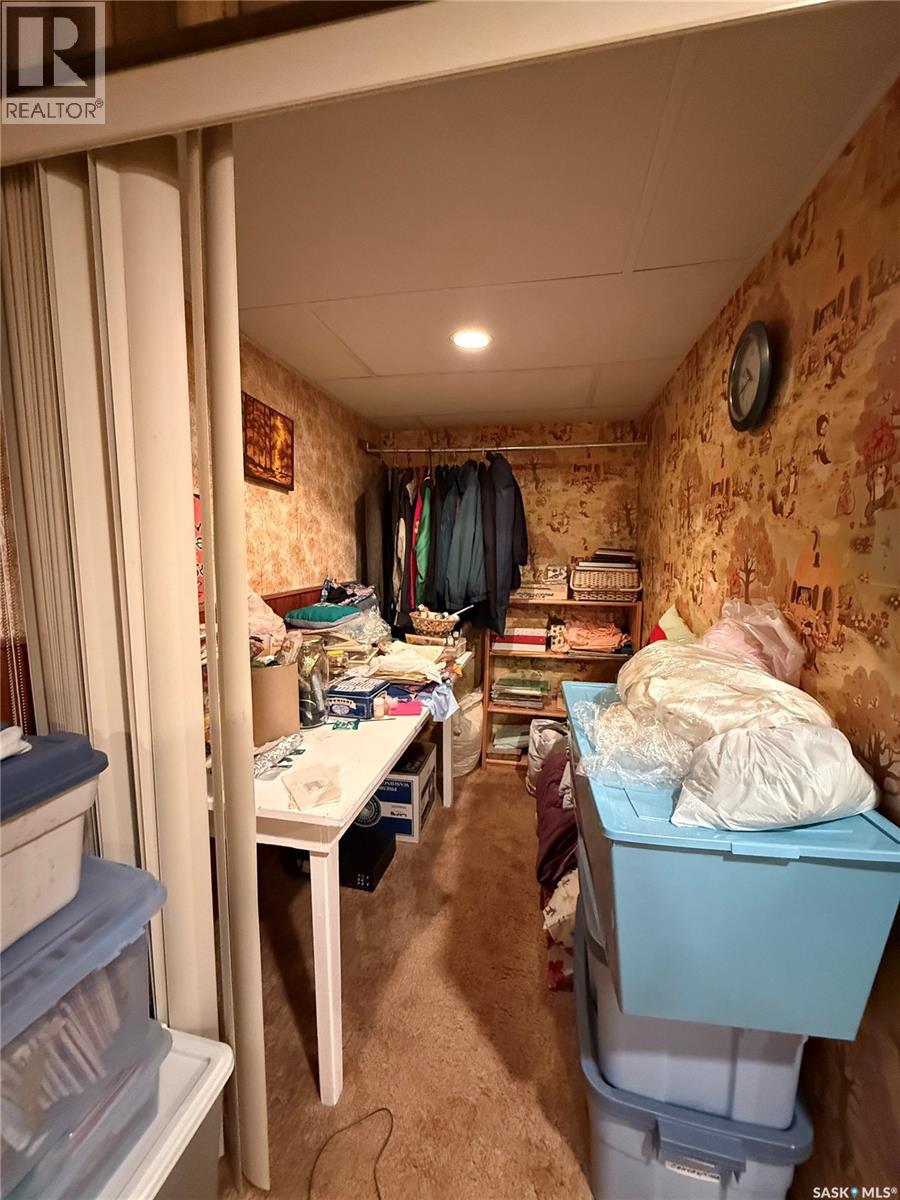 1236 Y Avenue N, Saskatoon, Saskatchewan  S7L 3L7 - Photo 17 - SK019859