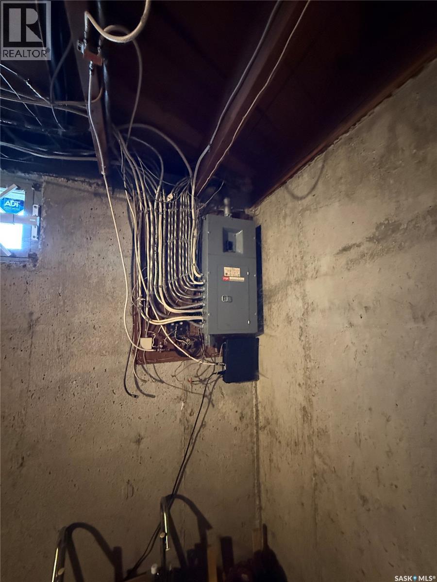 1236 Y Avenue N, Saskatoon, Saskatchewan  S7L 3L7 - Photo 21 - SK019859