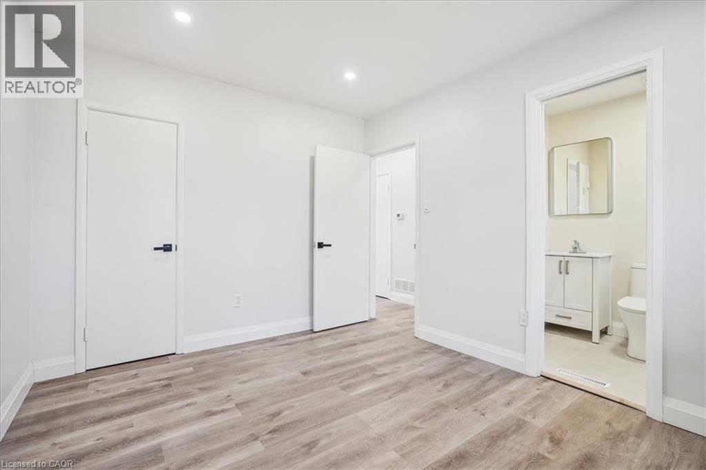 118 Deschene Avenue Unit# Main, Hamilton, Ontario  L9A 3K1 - Photo 20 - 40796591