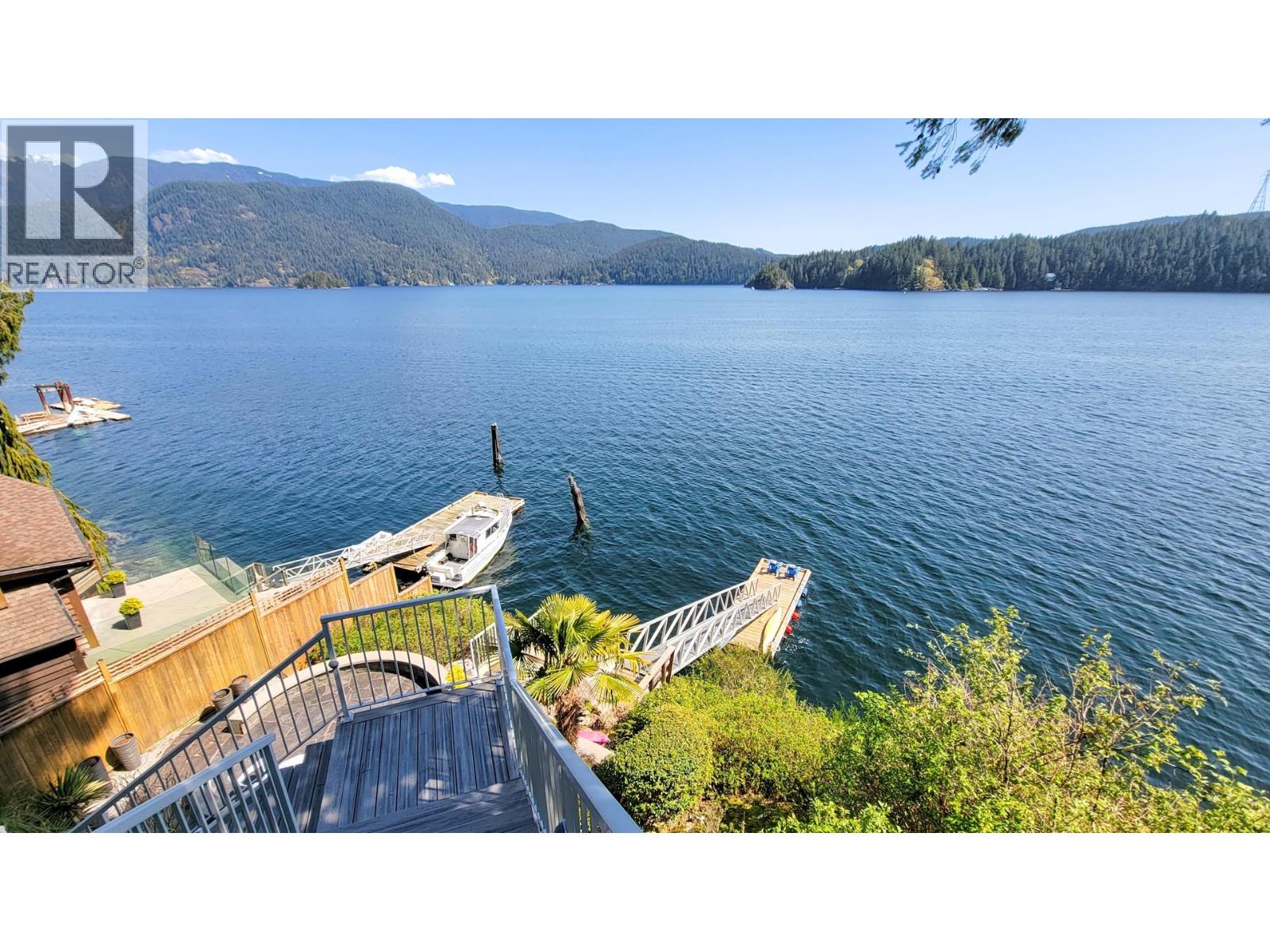 5125 Indian River Drive, North Vancouver, British Columbia V7G 2T6 - Photo 34 - R3076609