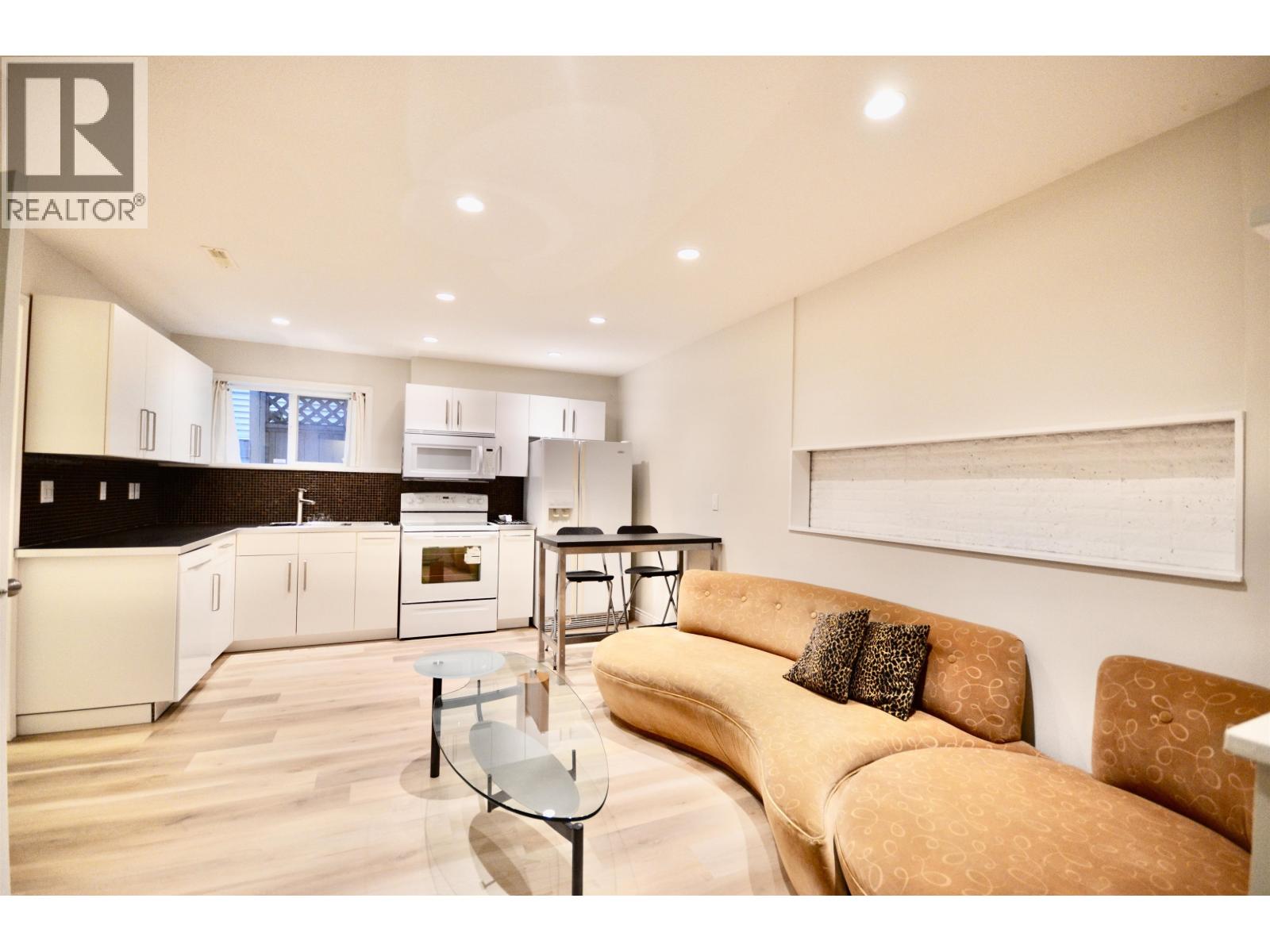 3398 Plateau Boulevard, Coquitlam, British Columbia  V3E 3R3 - Photo 33 - R3076662