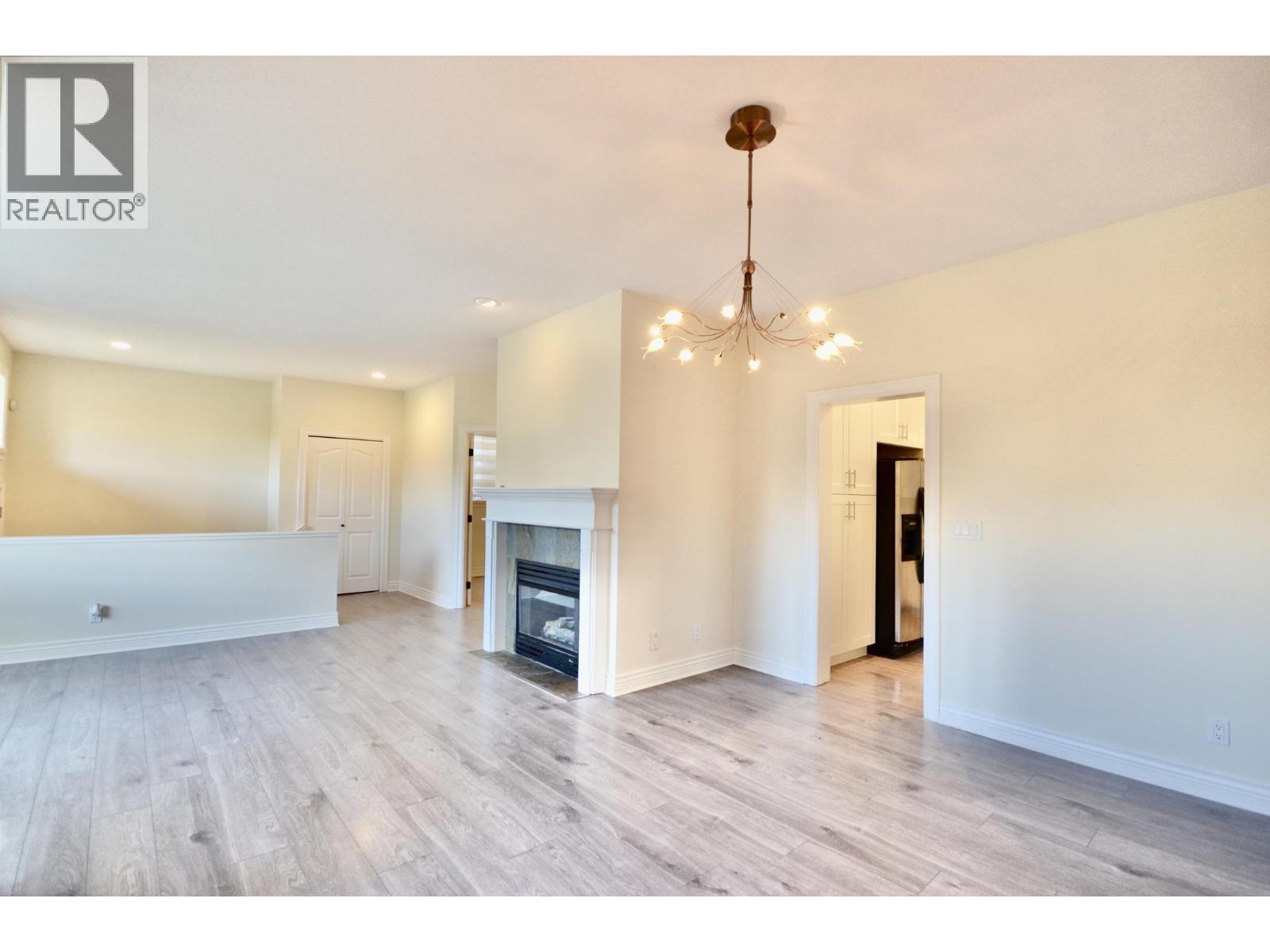 3398 Plateau Boulevard, Coquitlam, British Columbia  V3E 3R3 - Photo 8 - R3076662