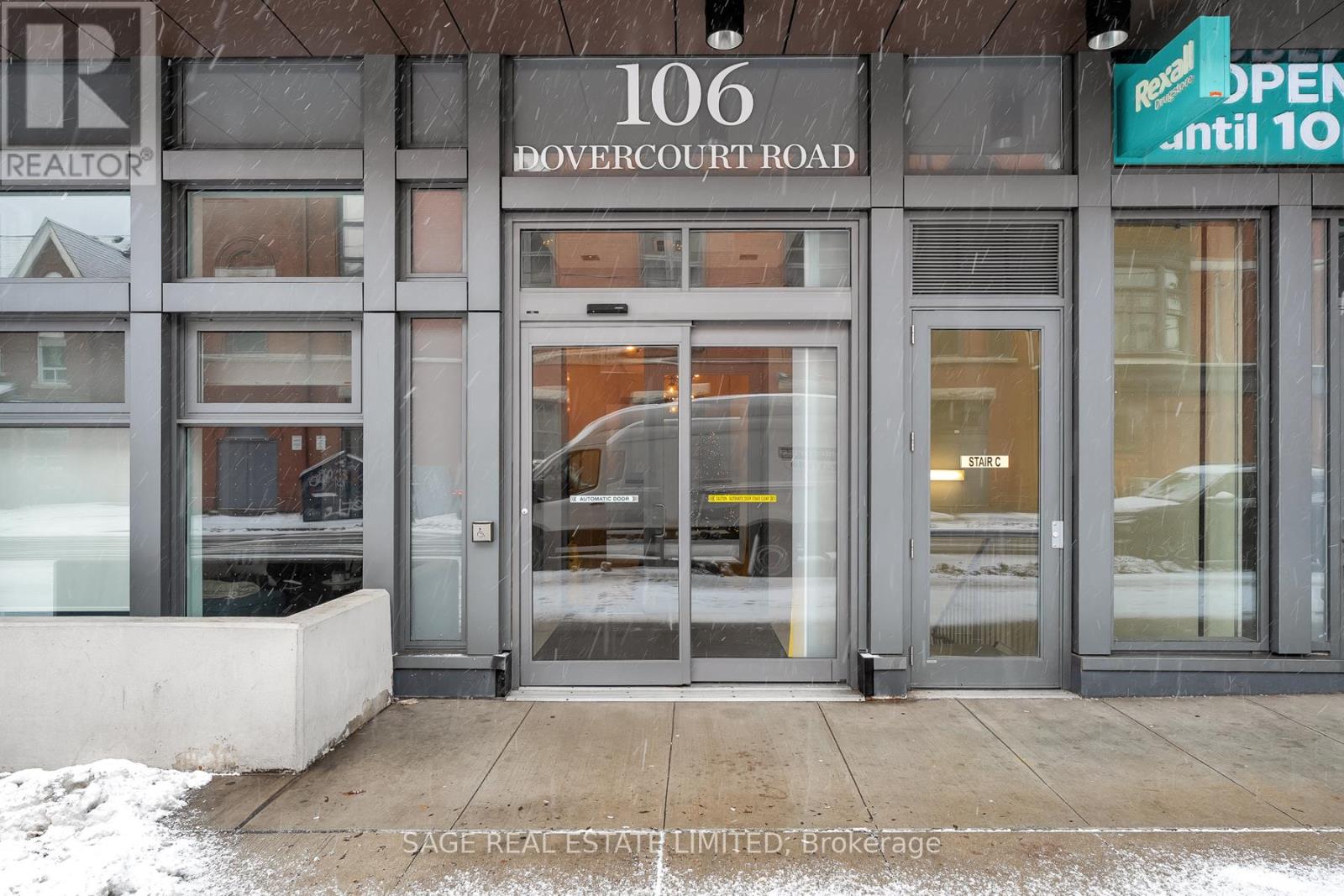 301 - 106 Dovercourt Road, Toronto, Ontario  M6J 0G4 - Photo 2 - C12669884