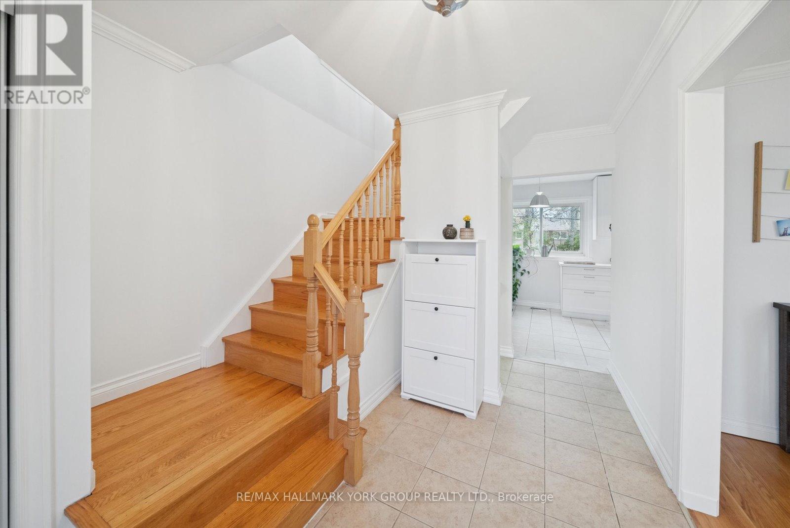 59 Grove Park Crescent, Toronto, Ontario  M2J 2C7 - Photo 2 - C12669906