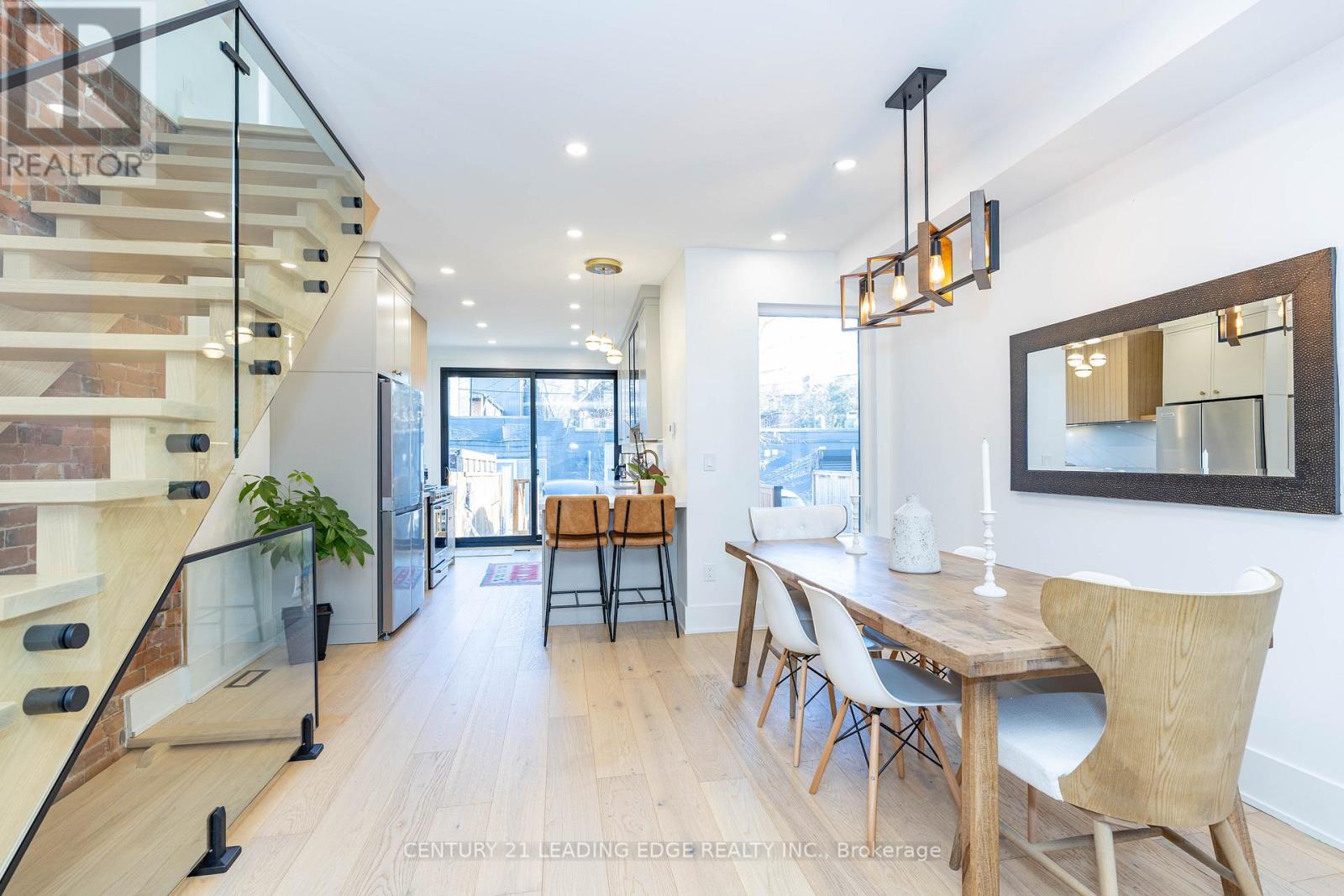 261 Howland Avenue, Toronto, Ontario  M5R 3B7 - Photo 12 - C12669908