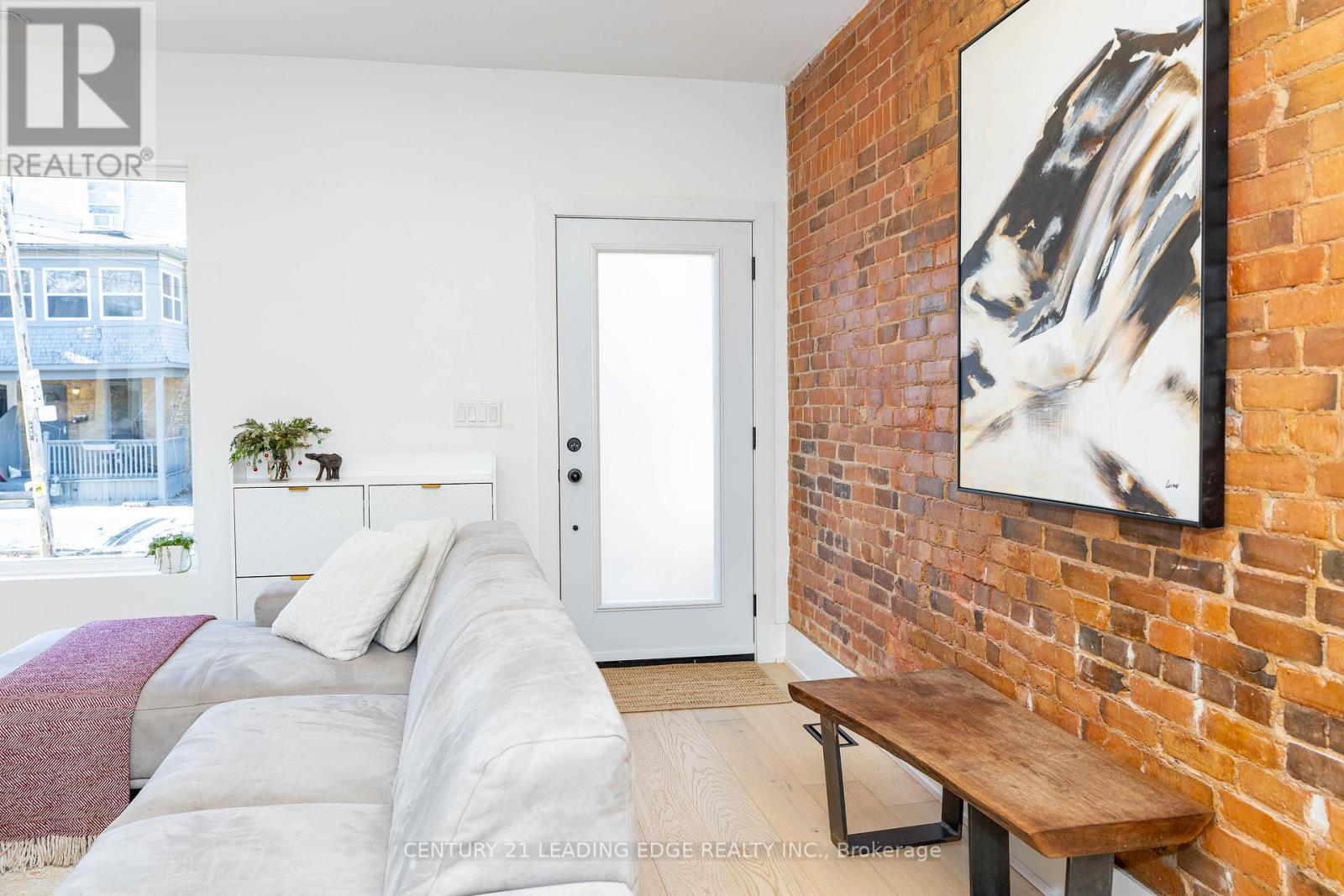261 Howland Avenue, Toronto, Ontario  M5R 3B7 - Photo 6 - C12669908