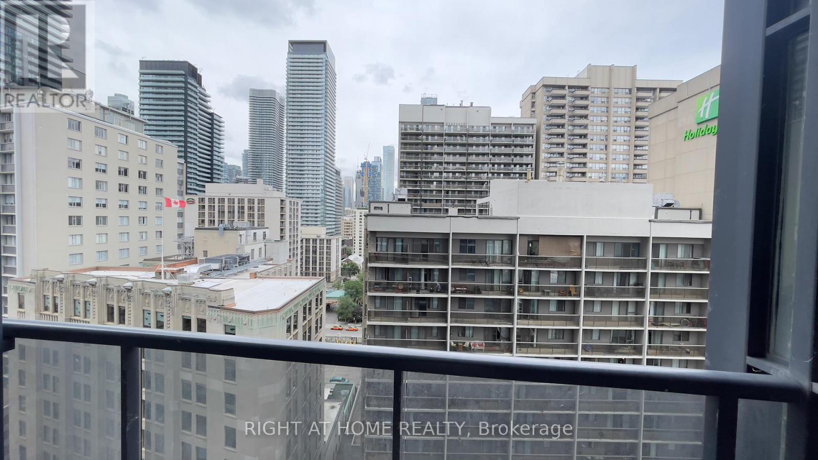 1708 - 25 Carlton Street, Toronto, Ontario  M5B 1L4 - Photo 12 - C12669930