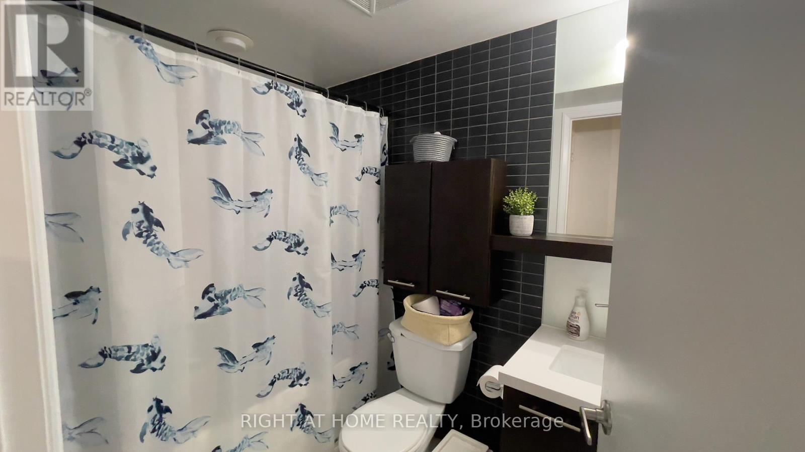 1708 - 25 Carlton Street, Toronto, Ontario  M5B 1L4 - Photo 9 - C12669930