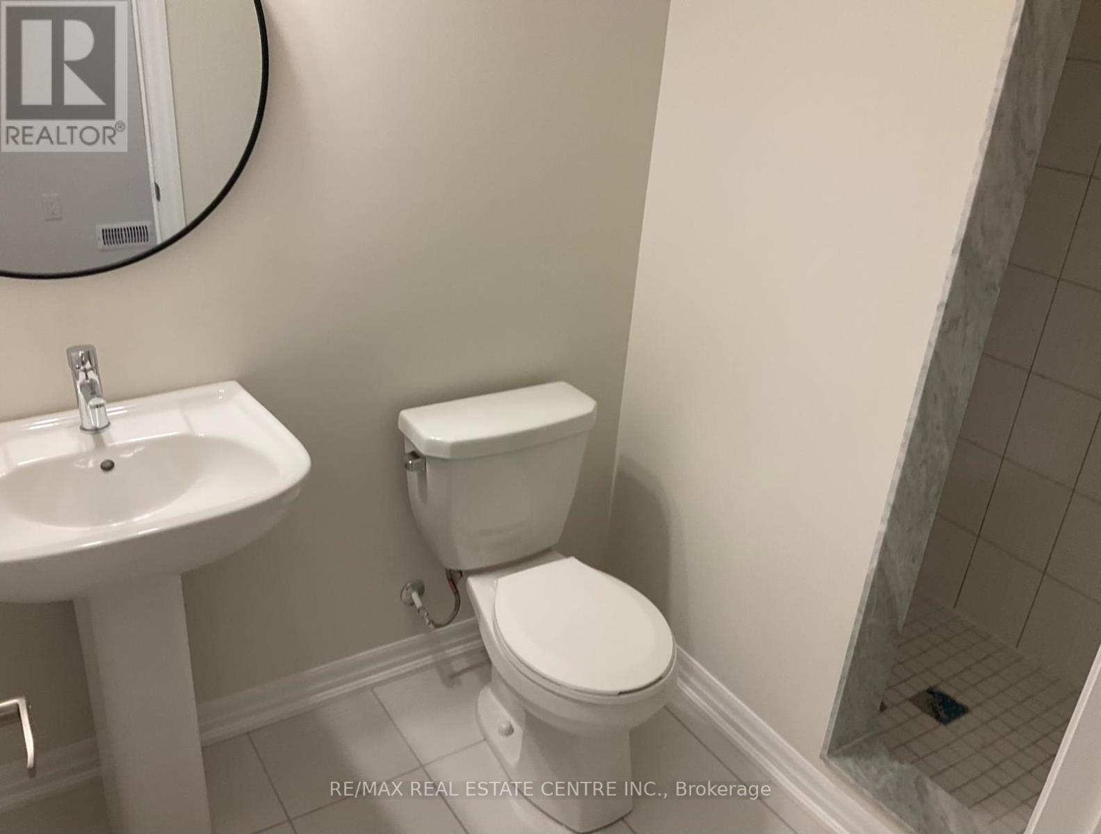 19 Northrop Avenue, Clarington (Newcastle), Ontario  L1B 1G9 - Photo 19 - E12659488