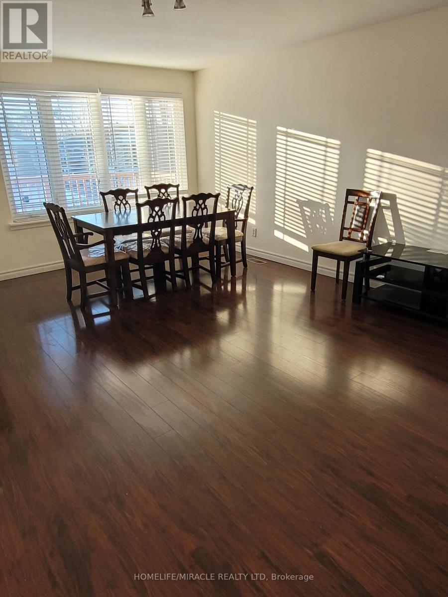 Main - 201 Linden Avenue, Toronto, Ontario  M1K 3J1 - Photo 3 - E12669900