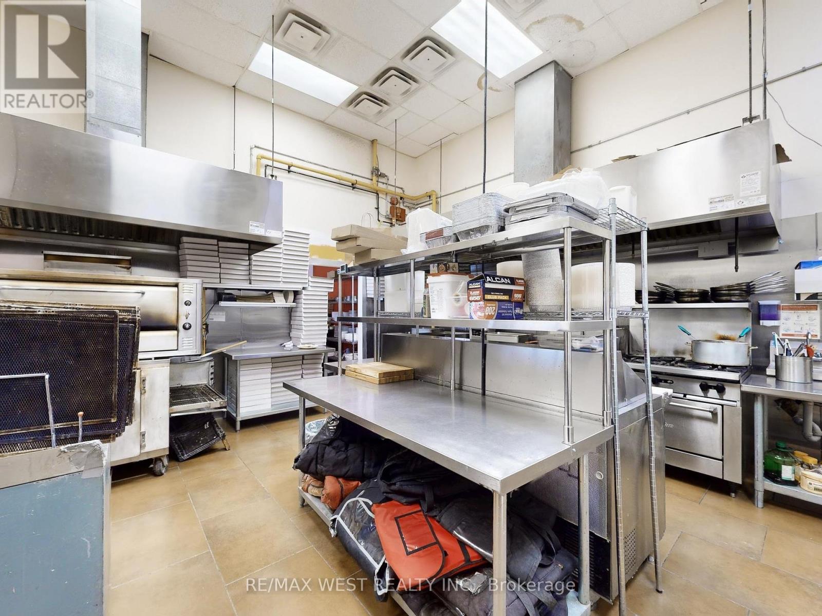 3 - 18279 Yonge Street, East Gwillimbury, Ontario  L9N 0A2 - Photo 17 - N12669886